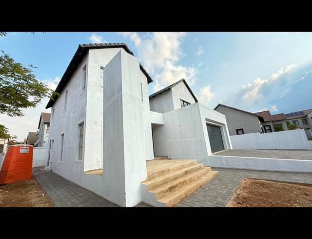4 BEDROOM HOUSE FOR SALE IN BROOKLANDS LIFESTYLE ESTATE